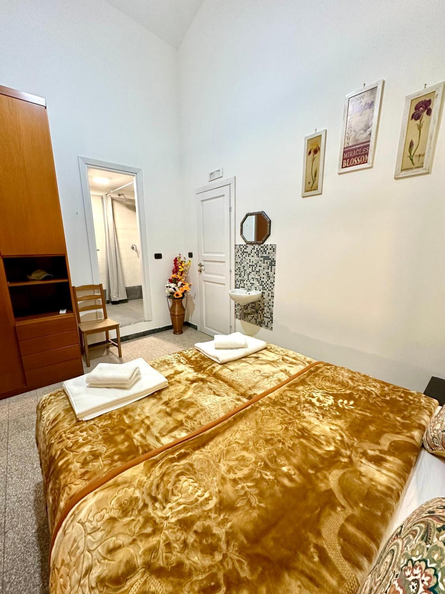 B&B Termini Colosseo Suite Roma Exterior foto
